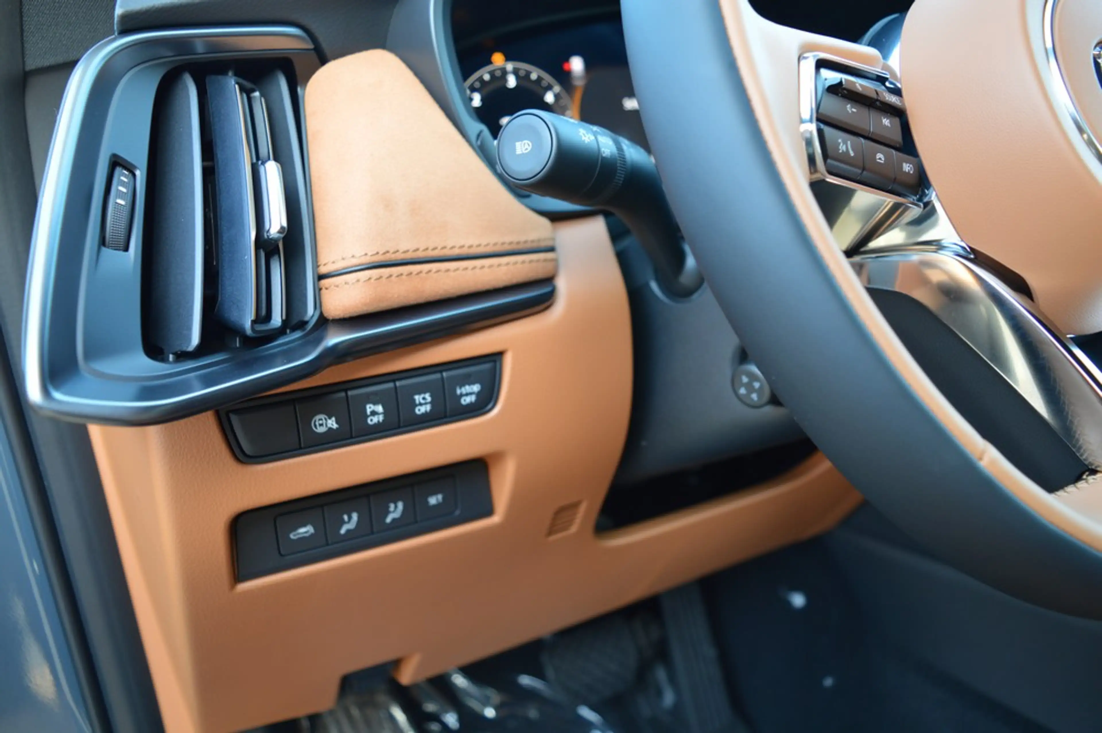 Mazda CX-60 CX-60 e-SKYACTIV-D 254 AWD HOMURA PLUS *Voll+2026* — photo 14