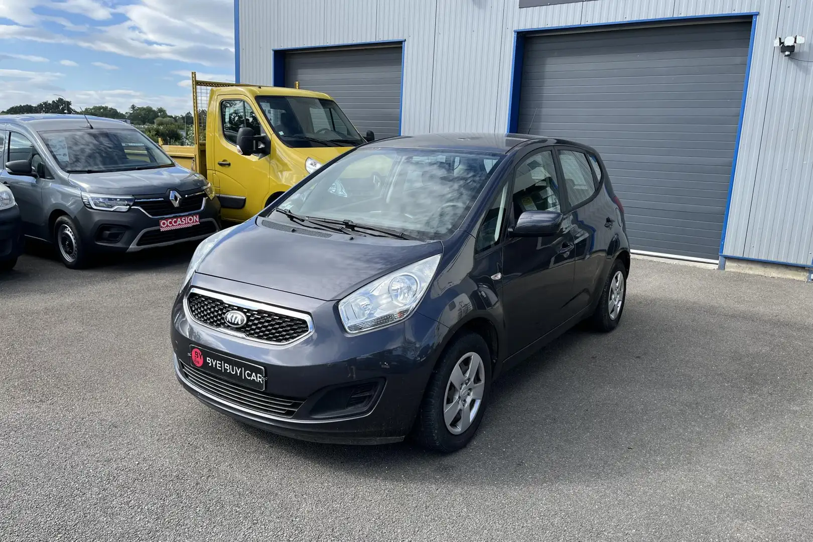 Kia Venga Venga 1.4 CVVT - 90 Motion GTIE 12M Gris - 1