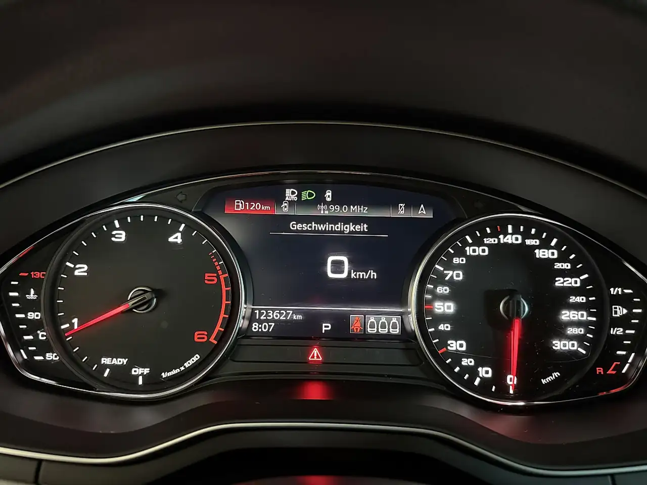 2023 Audi A4 Avant 35 TDI S-tronic *Matrix-LED*NAVI*Sportsit..., photograph 6