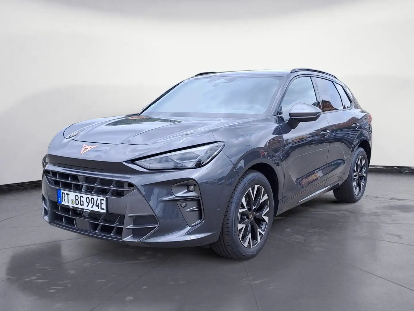 CUPRA Terramar 1.5 e-HYBRID 6-Gang-DSG Grau - 1