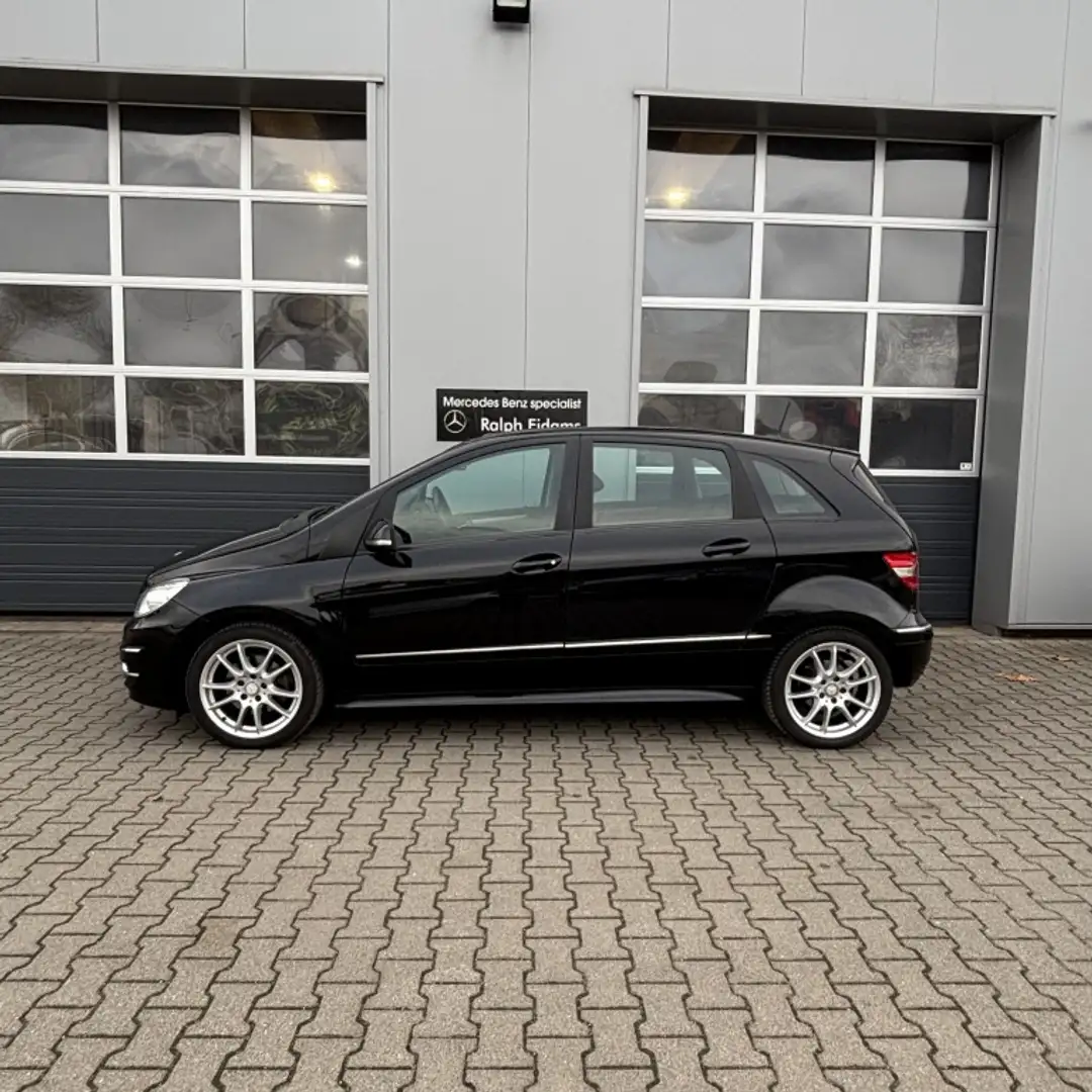 Mercedes-Benz B 200 Zwart - 2