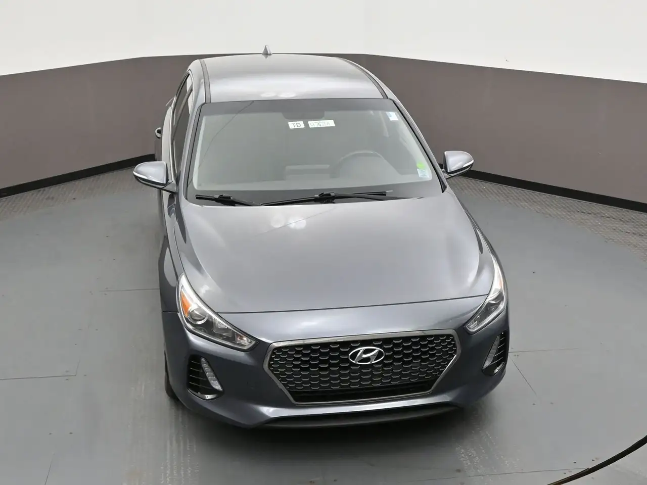 Hyundai ELANTRA photo Hyundai ELANTRA