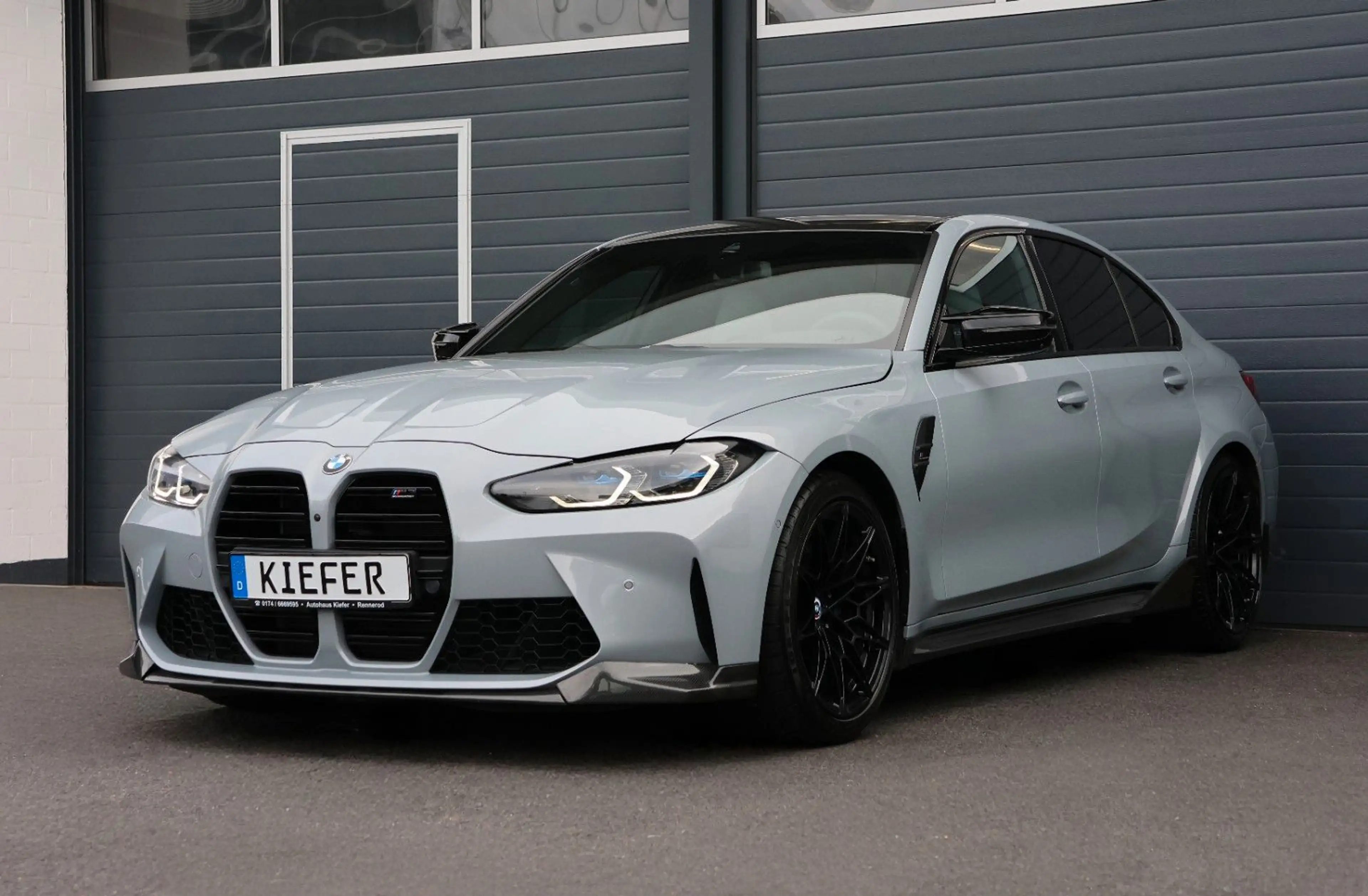 BMW M3 Competition/HUD/360/H&K/CarbonDach/SHZ/R19 — photo 3