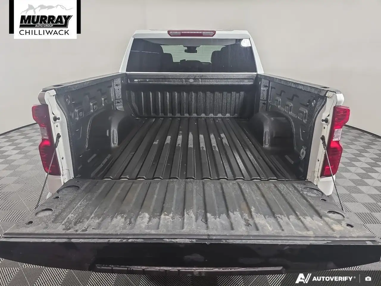 Chevrolet Silverado 1500 снимка Chevrolet Silverado 1500