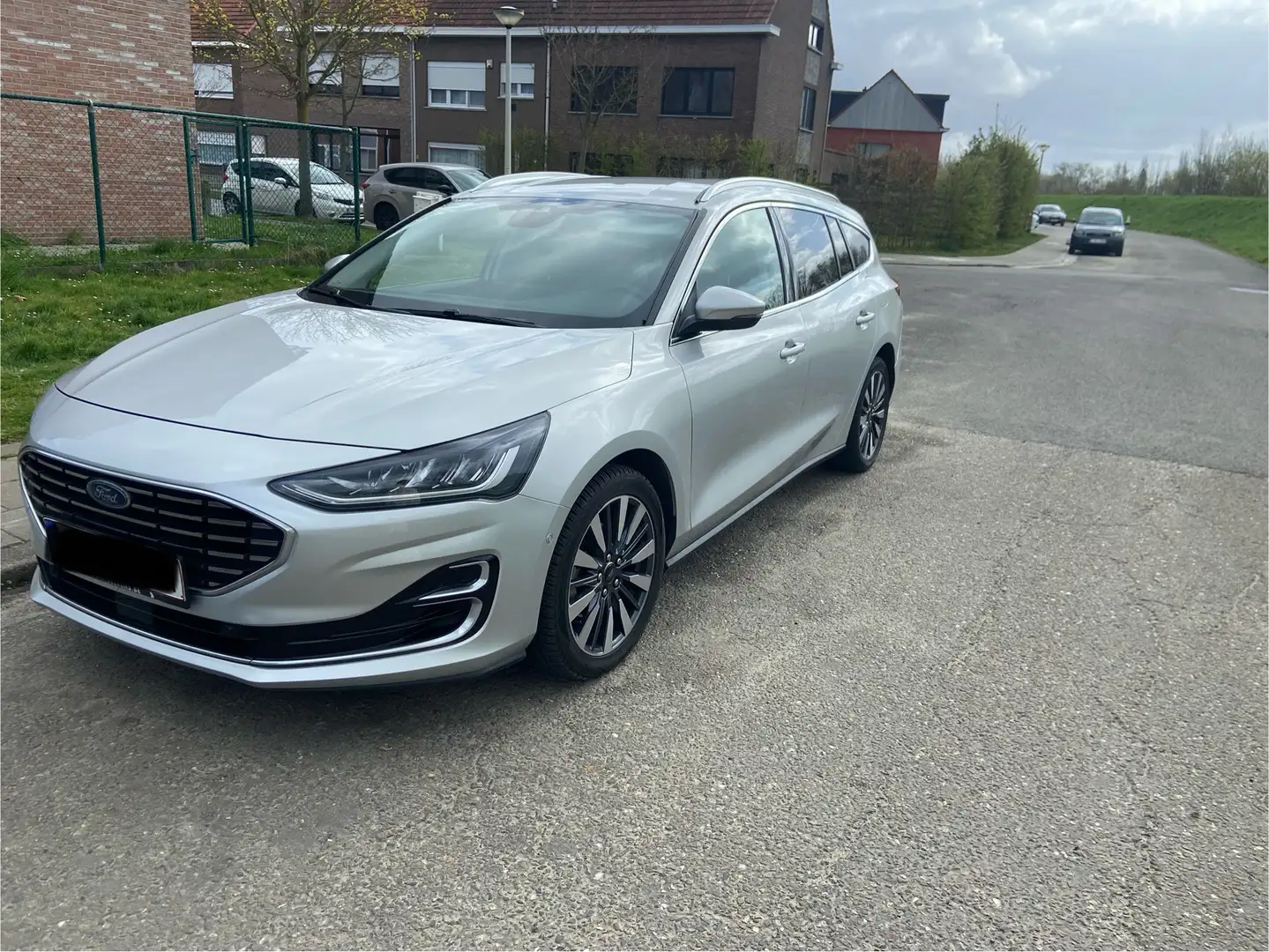 Ford Focus Turnier 1.0 EcoBoost Hybrid Aut. TITANIUM VIGNALE - 1