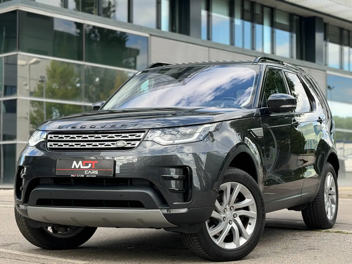 Land Rover Discovery HSE SD4 Grau - 1
