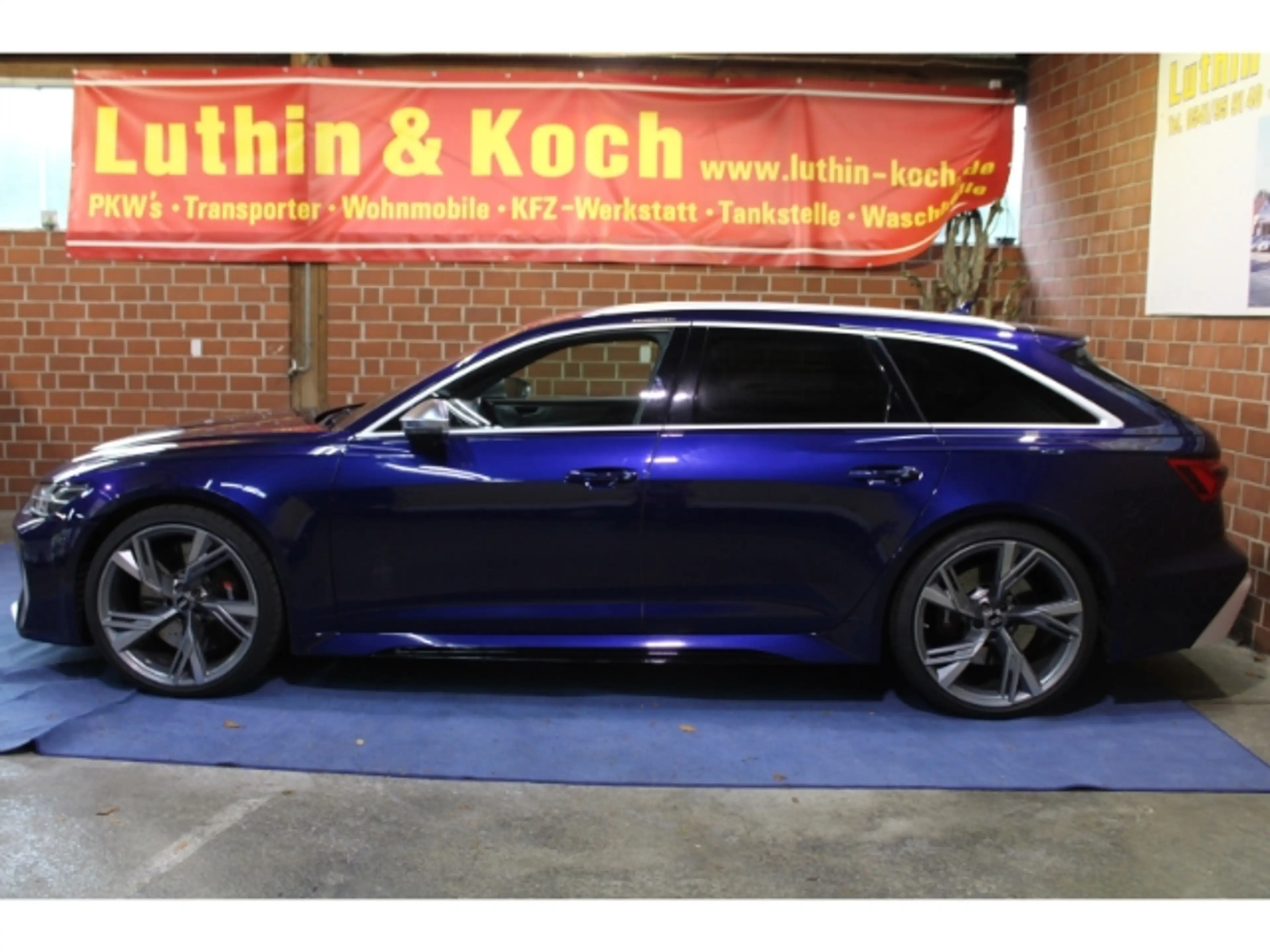 Audi RS6 Avant 4.0 TFSI quattro AHK Standhz — photo 2
