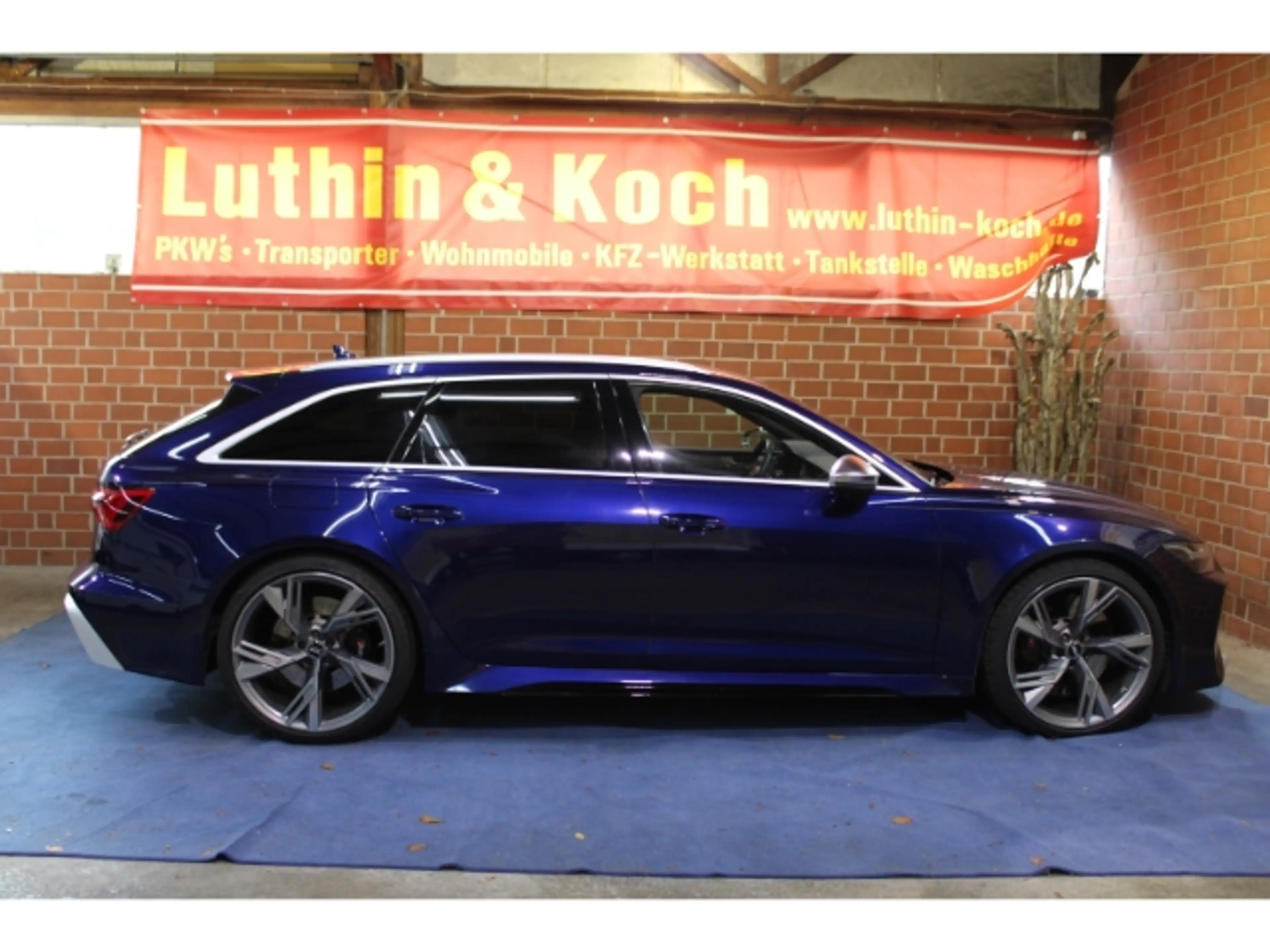 Audi RS6 Avant 4.0 TFSI quattro AHK Standhz — photo 4