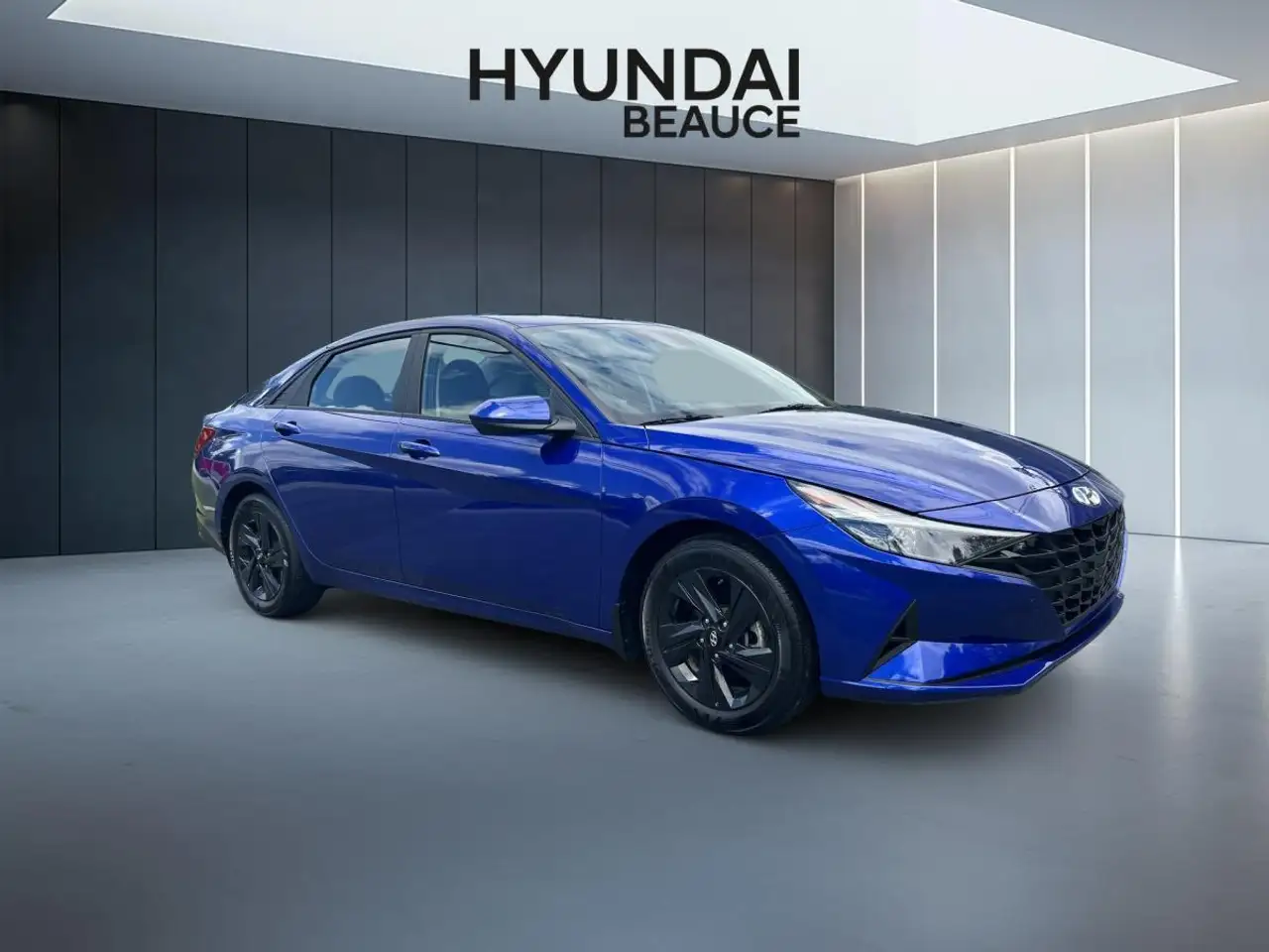 Hyundai ELANTRA снимка Hyundai ELANTRA