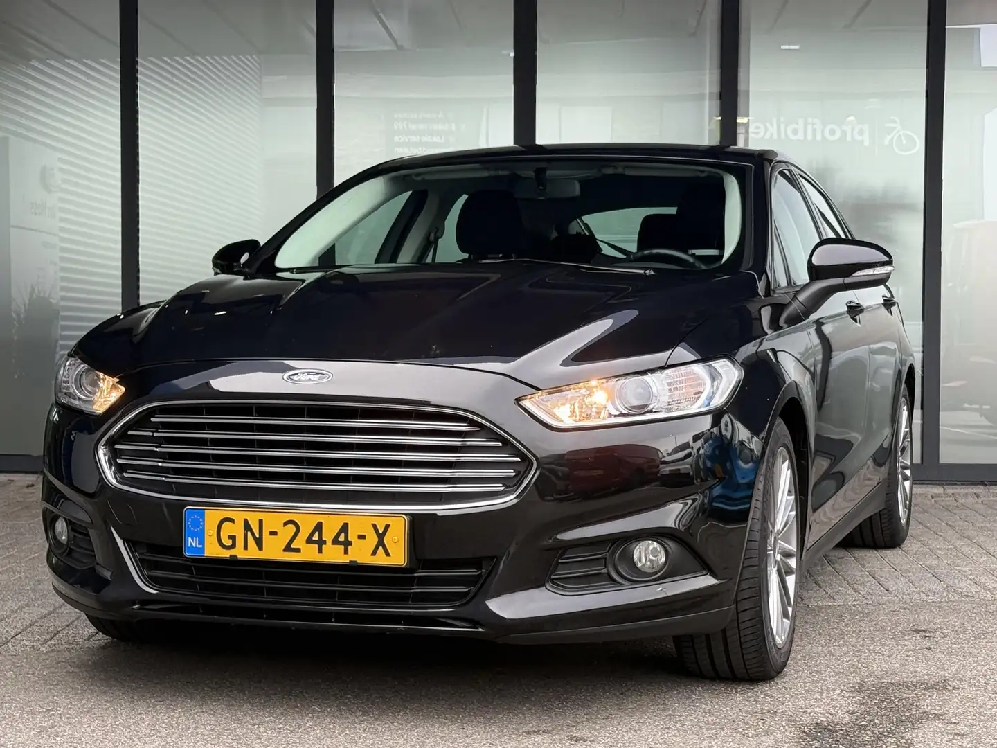 Ford Mondeo 1.0 EcoBoost Trend 17'' LMV | Cruise Control | Ele Noir - 2