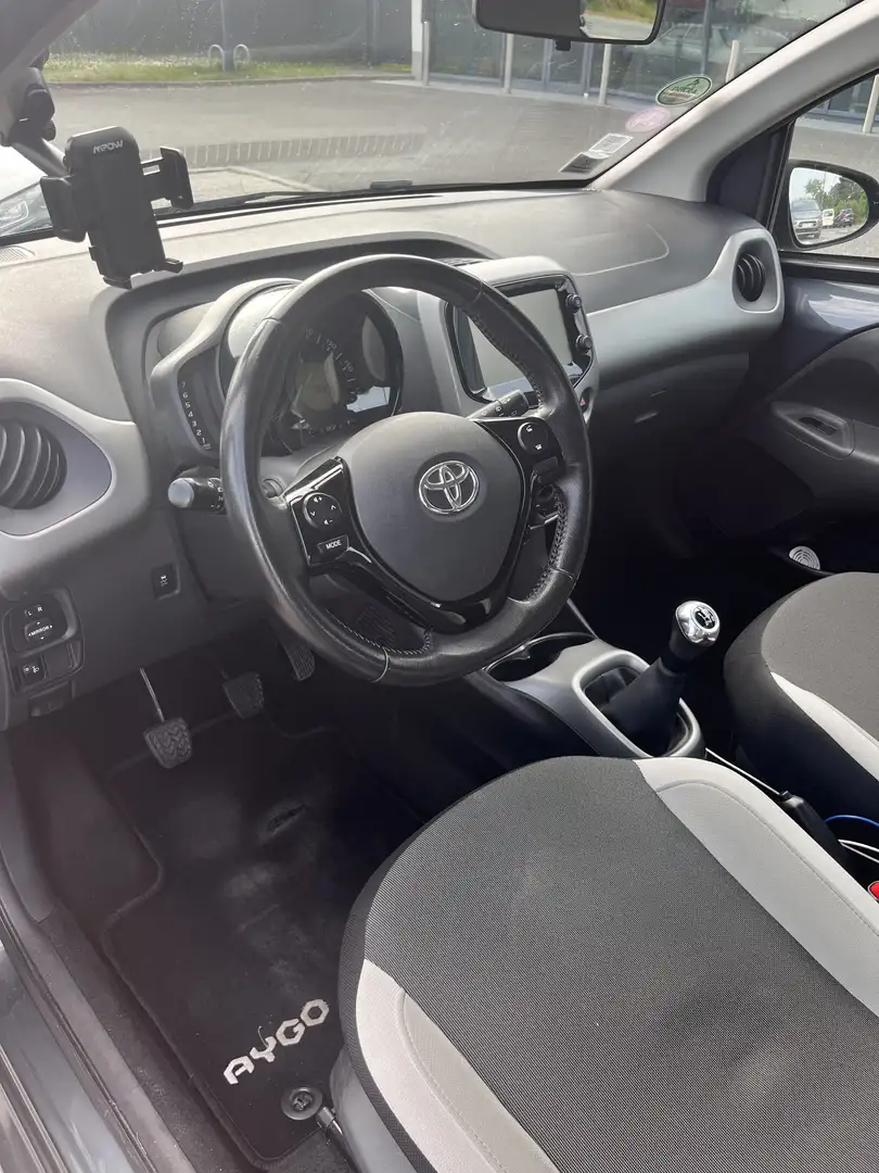 Toyota Aygo Aygo 1.0 VVT-i x-play - 2
