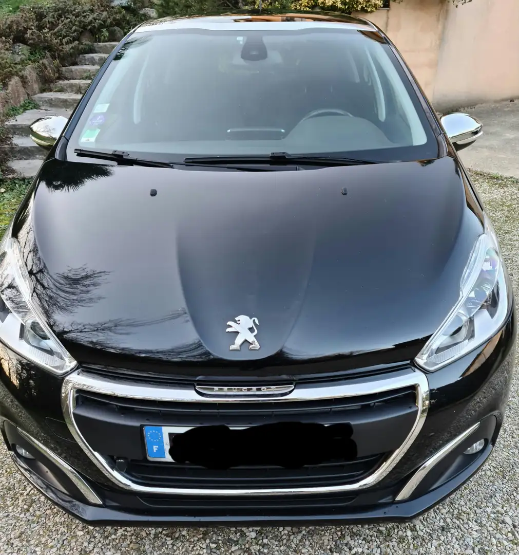 Peugeot 208 1.2 PureTech 82ch BVM5 Style Noir - 1