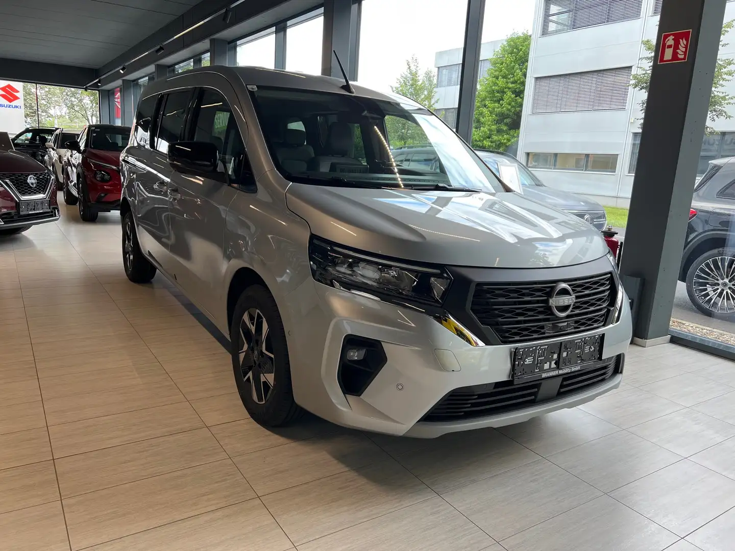Nissan Townstar L2 DIG-T 130 Evalia First Edition 5stz. Argent - 1