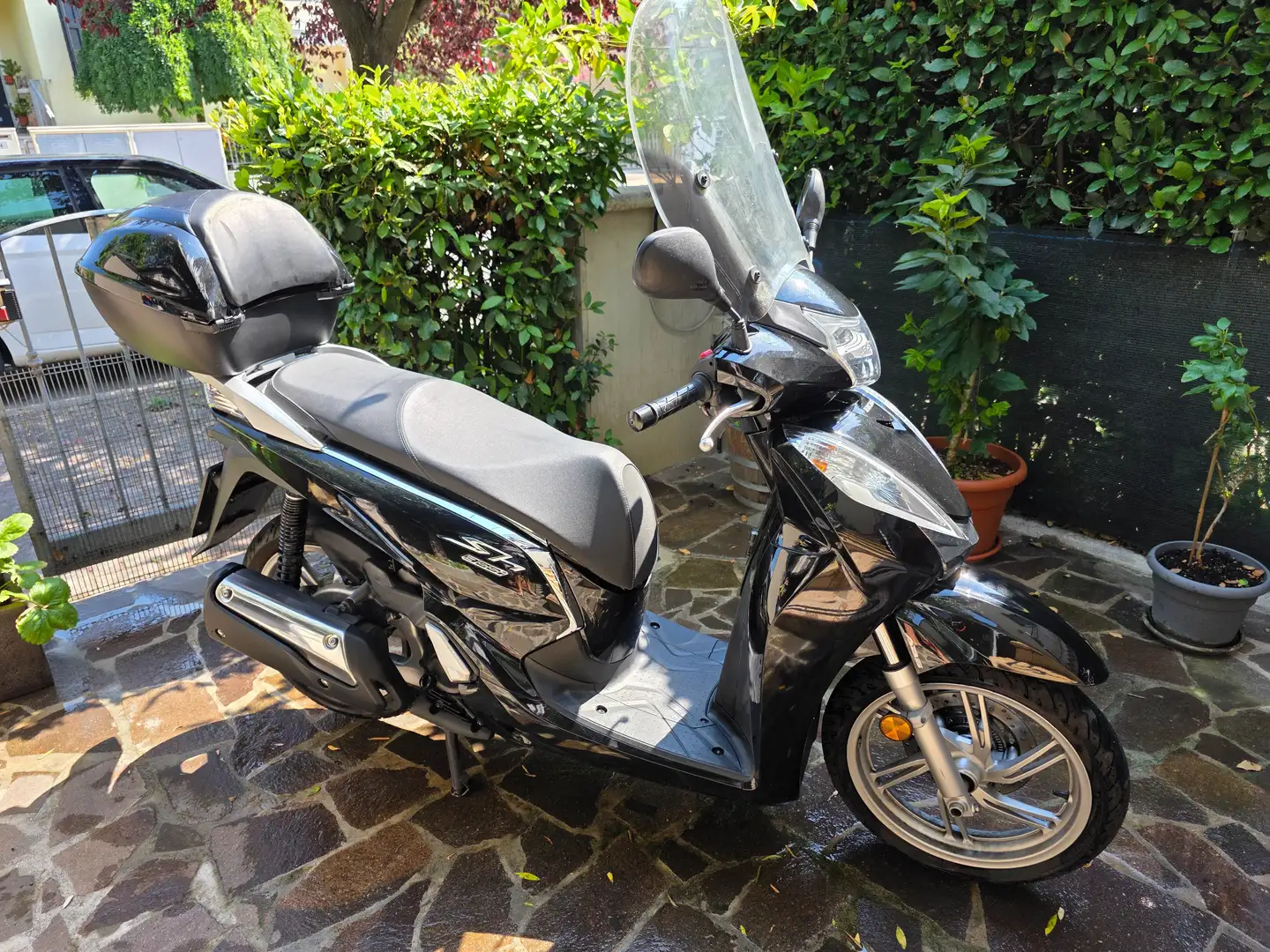 Honda SH 300 Sh 300 abs Noir - 1