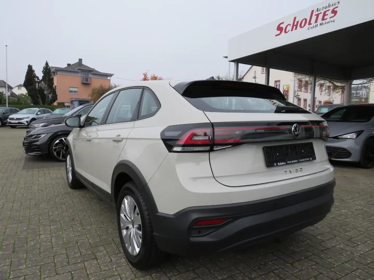 Volkswagen Taigo Basis-Modell Gris - 2