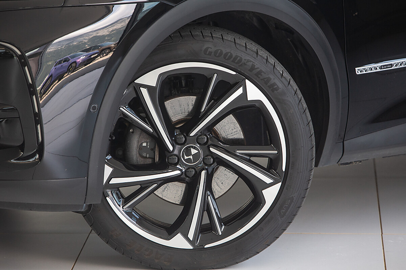 DS Automobiles DS 7 Crossback DS7 Crossback E-Tense 225 PHEV Louvre Aut. — photo 4