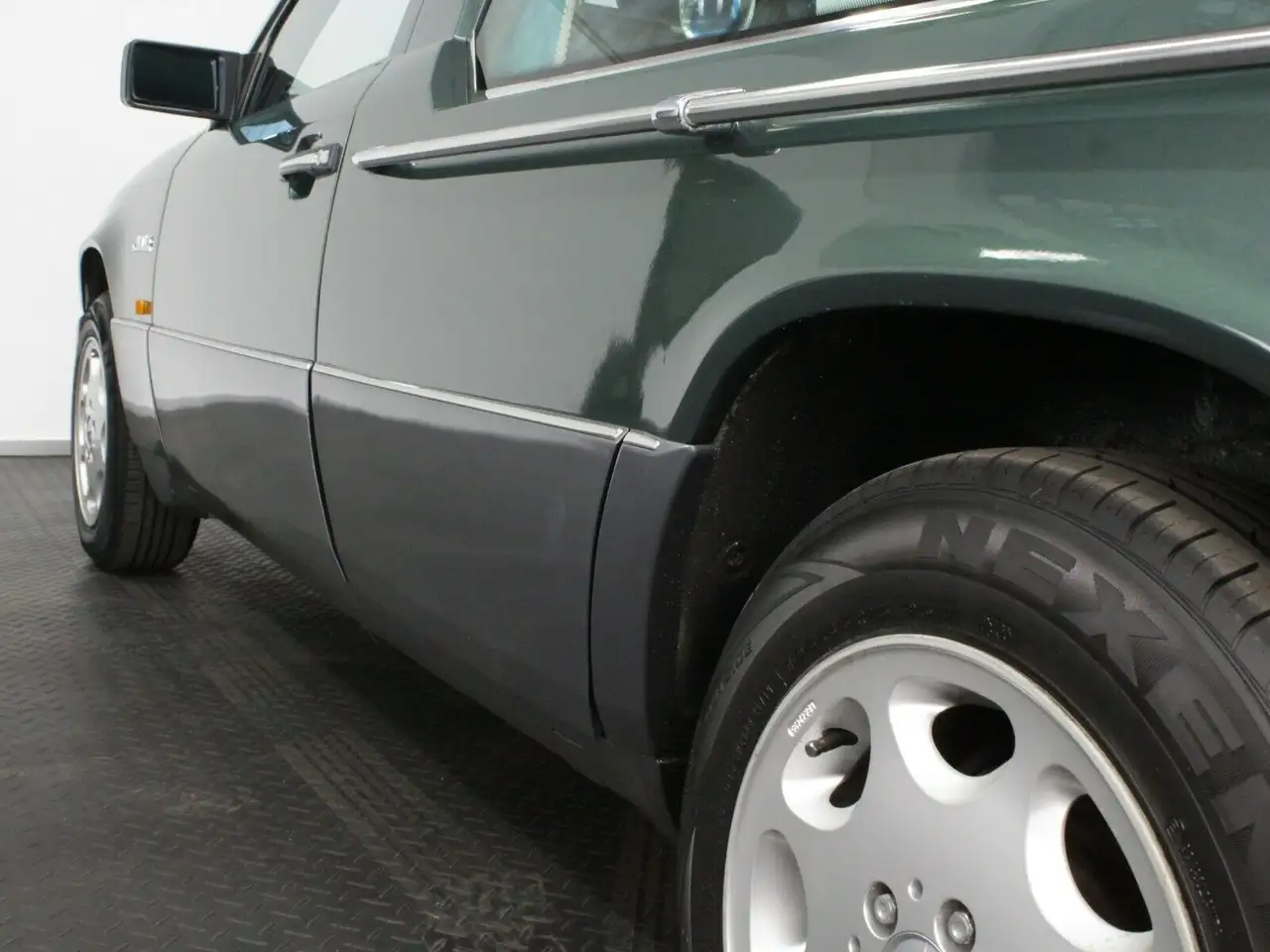 Mercedes-Benz 250 D | PILATO | Bestattungsfahrzeug W124, foto 10
