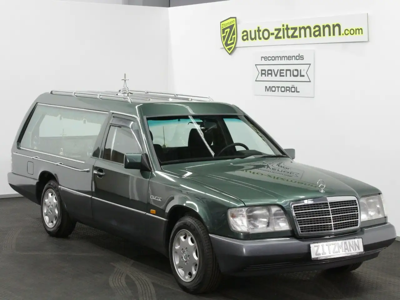Mercedes-Benz 250 D | PILATO | Bestattungsfahrzeug W124, foto 3
