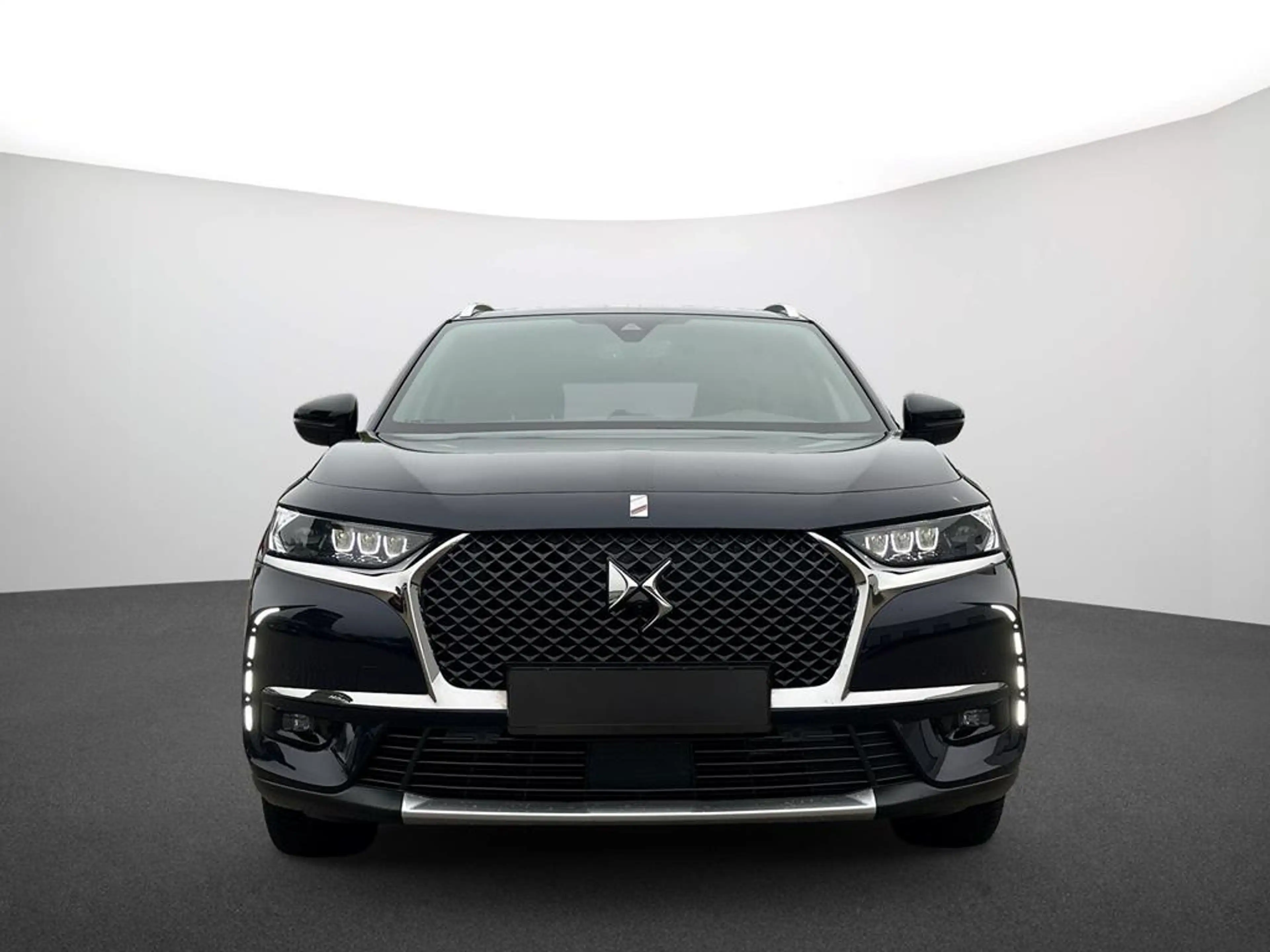 DS Automobiles DS 7 Crossback E-Tense 4x4 Be Chic — photo 2