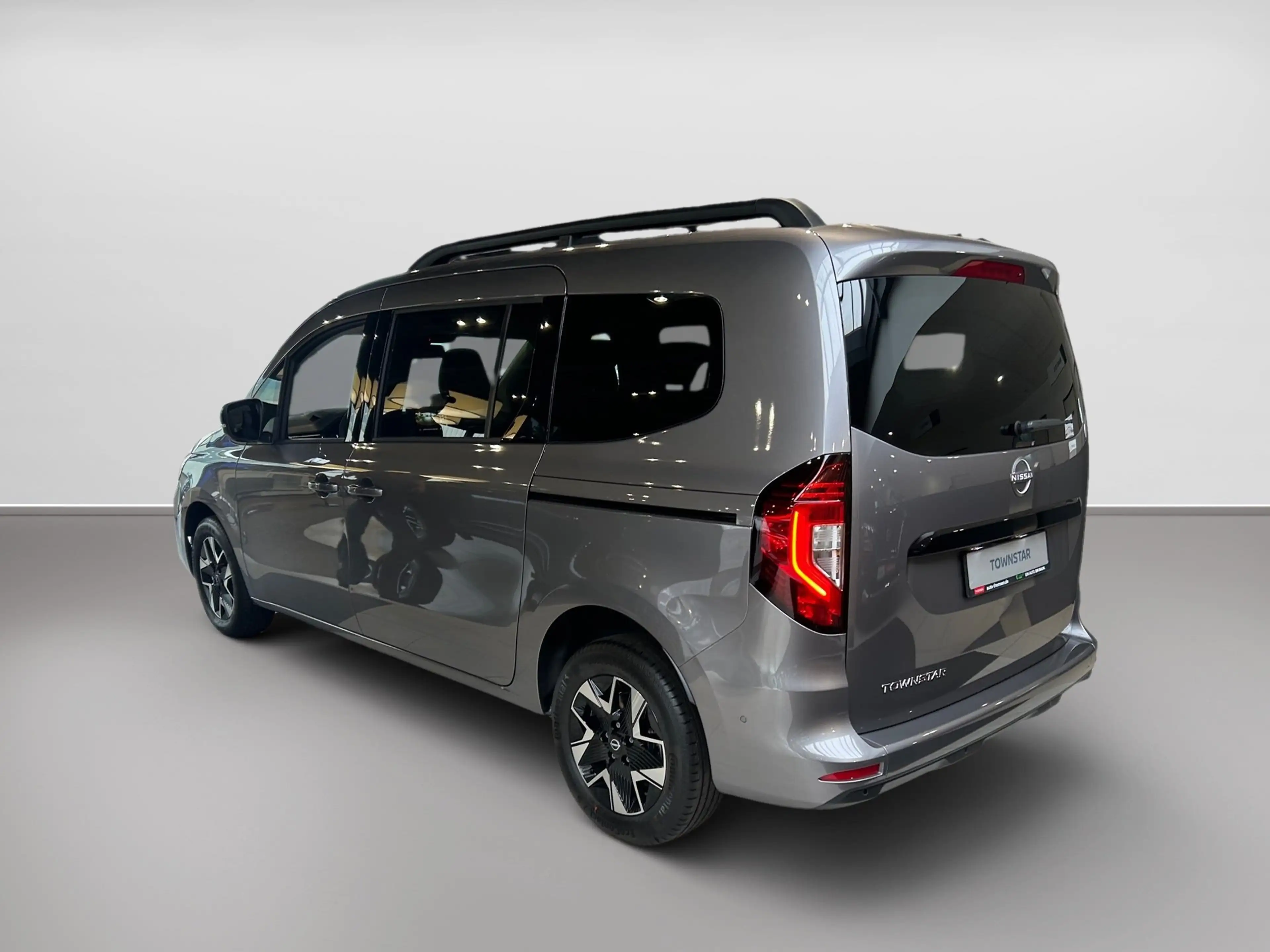 Nissan Townstar Kombi DIG-T 130 L2 DSG+AUT+Navi+7STZ — photo 5