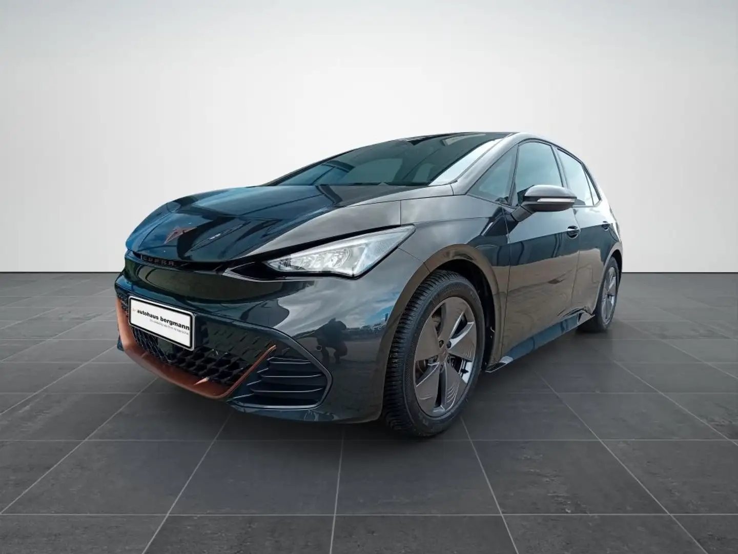 CUPRA Born 150kW/58kWh Gris - 1