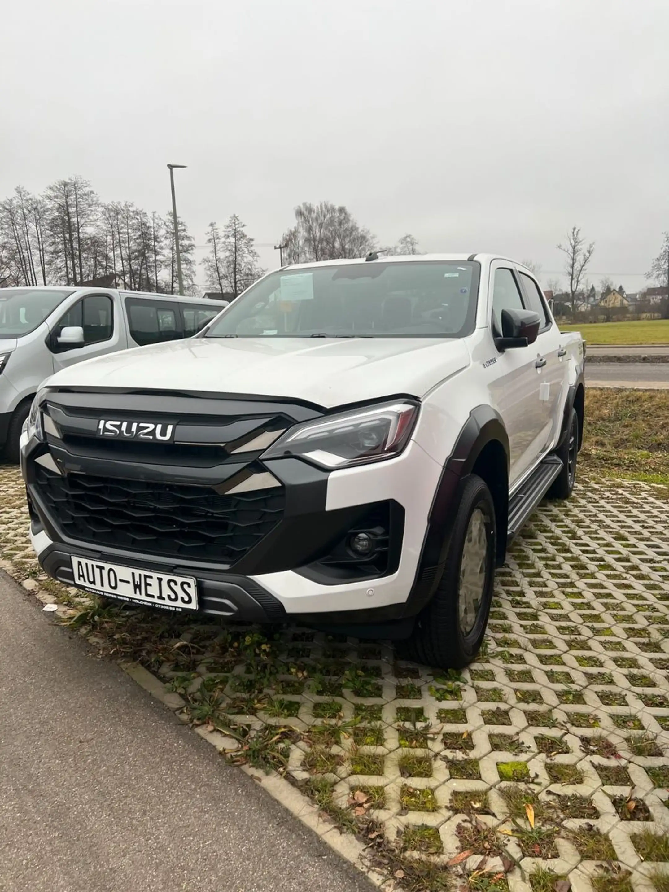 Isuzu D-Max V-Cross,Double Cab,neues Modell,RFK,AppleC