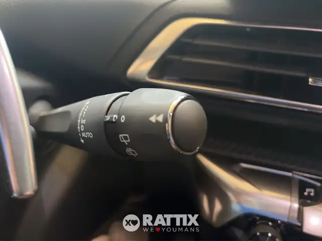 Peugeot 5008 view 12