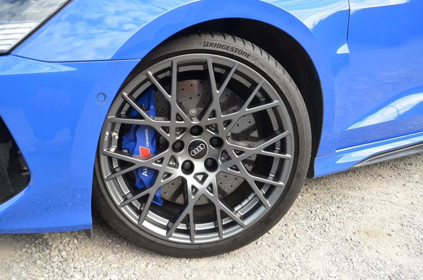 Audi RS3 PERFORMANDE 1/300 * CERAMIC * B&O * PANO * SEATS Blauw - 2