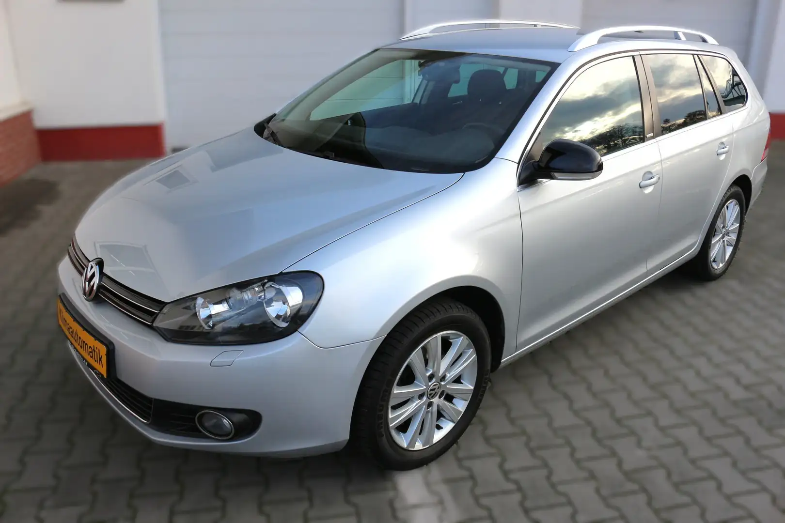 Volkswagen Golf Variant Style mit Winterpaket und Licht/Regensensor Silber - 1