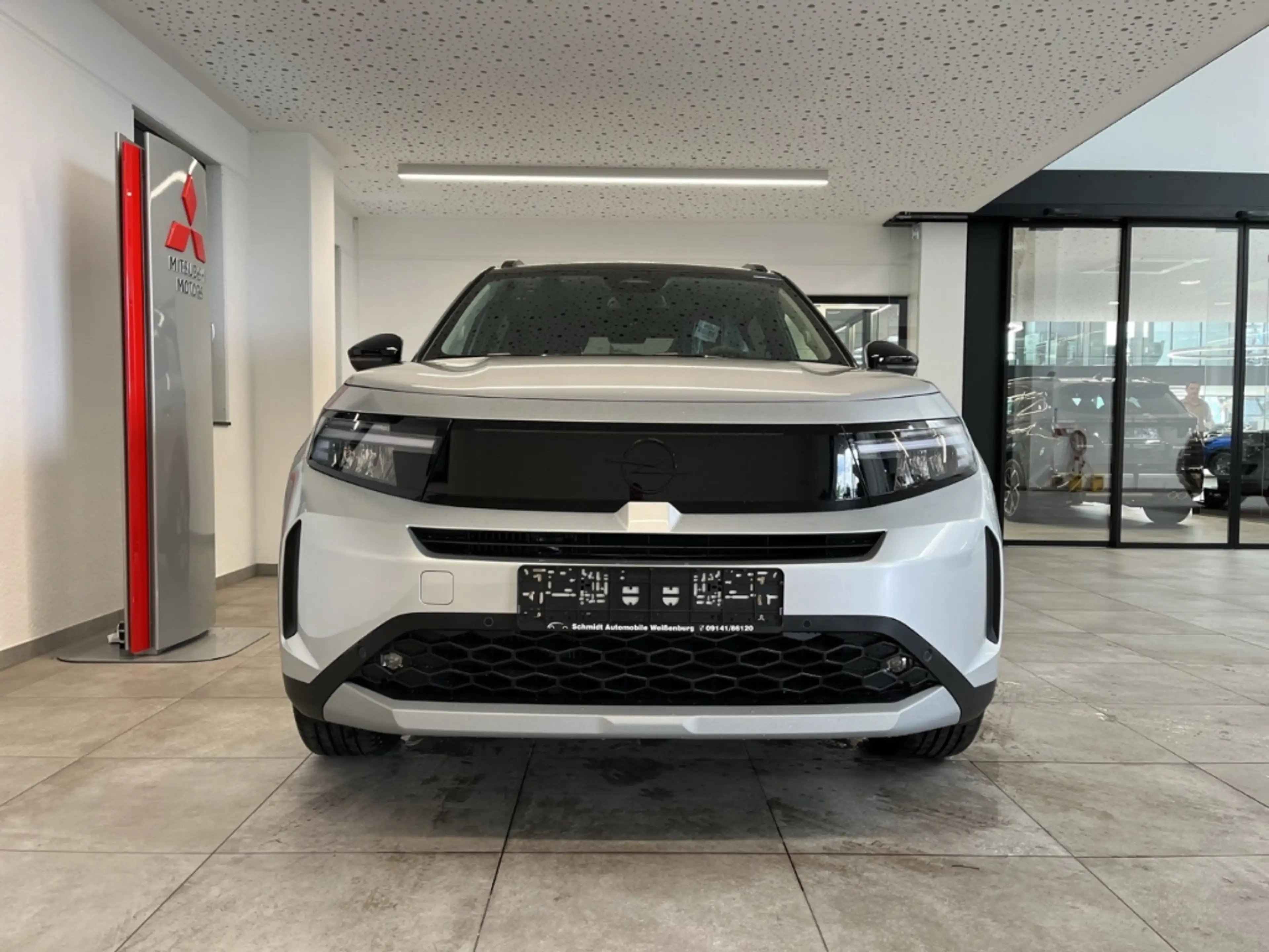 Opel Frontera Ultimate 1.2 Turbo Hybrid 48V eDCT Navi Shz PDC Ka — photo 5