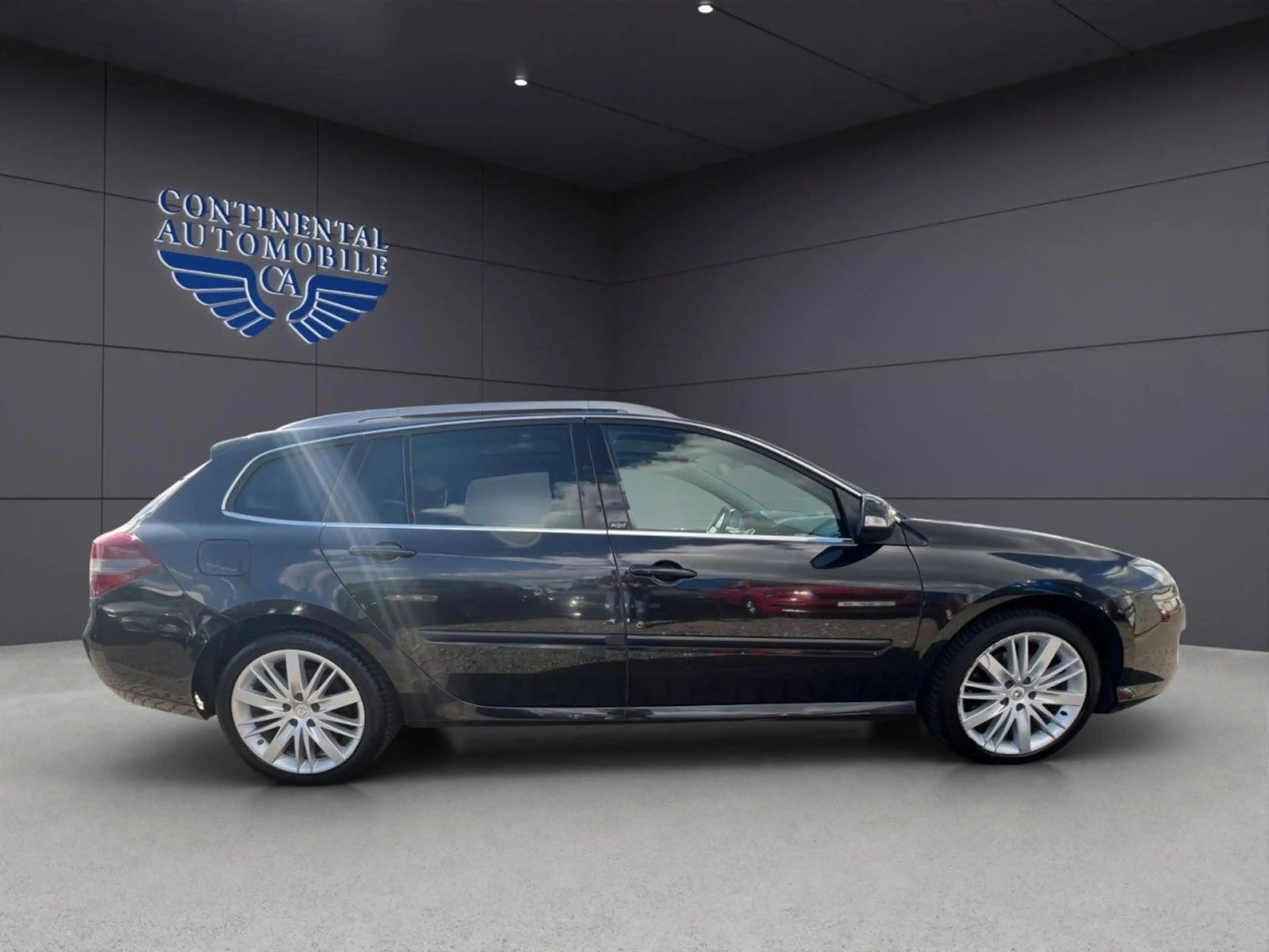Renault Laguna III Grandtour Paris Initiale Klima Xenon — photo 6
