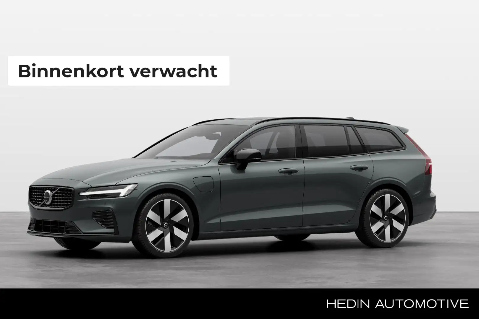 Volvo V60 T8 Performance Edition Plus Dark AWD 455pk Plug In Groen - 1