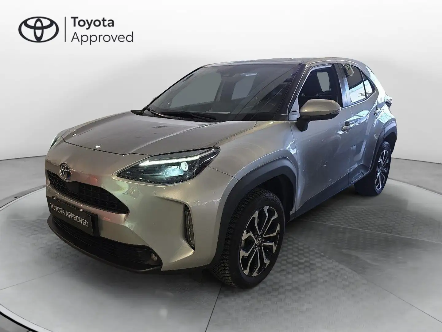 Toyota Yaris Cross 1.5 Hybrid 5p. E-CVT Trend Grigio - 1
