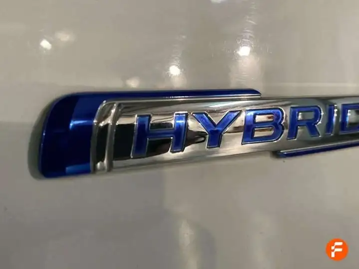 Suzuki Vitara 1.4 GLX Mild Hybrid 2022, foto 32