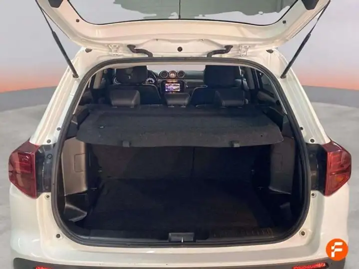 Suzuki Vitara 1.4 GLX Mild Hybrid 2022, foto 27