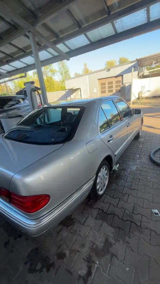 Mercedes-Benz E 200 Avantgarde, foto 4