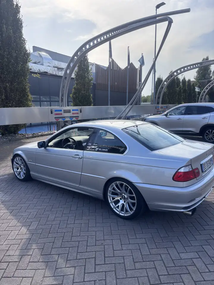 BMW 320 Ci, foto 1