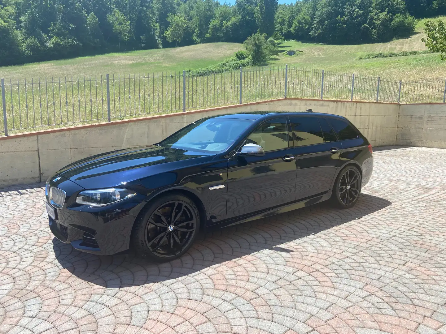 BMW 550 M 550d Touring F11 Xdrive my16 Blu/Azzurro - 1
