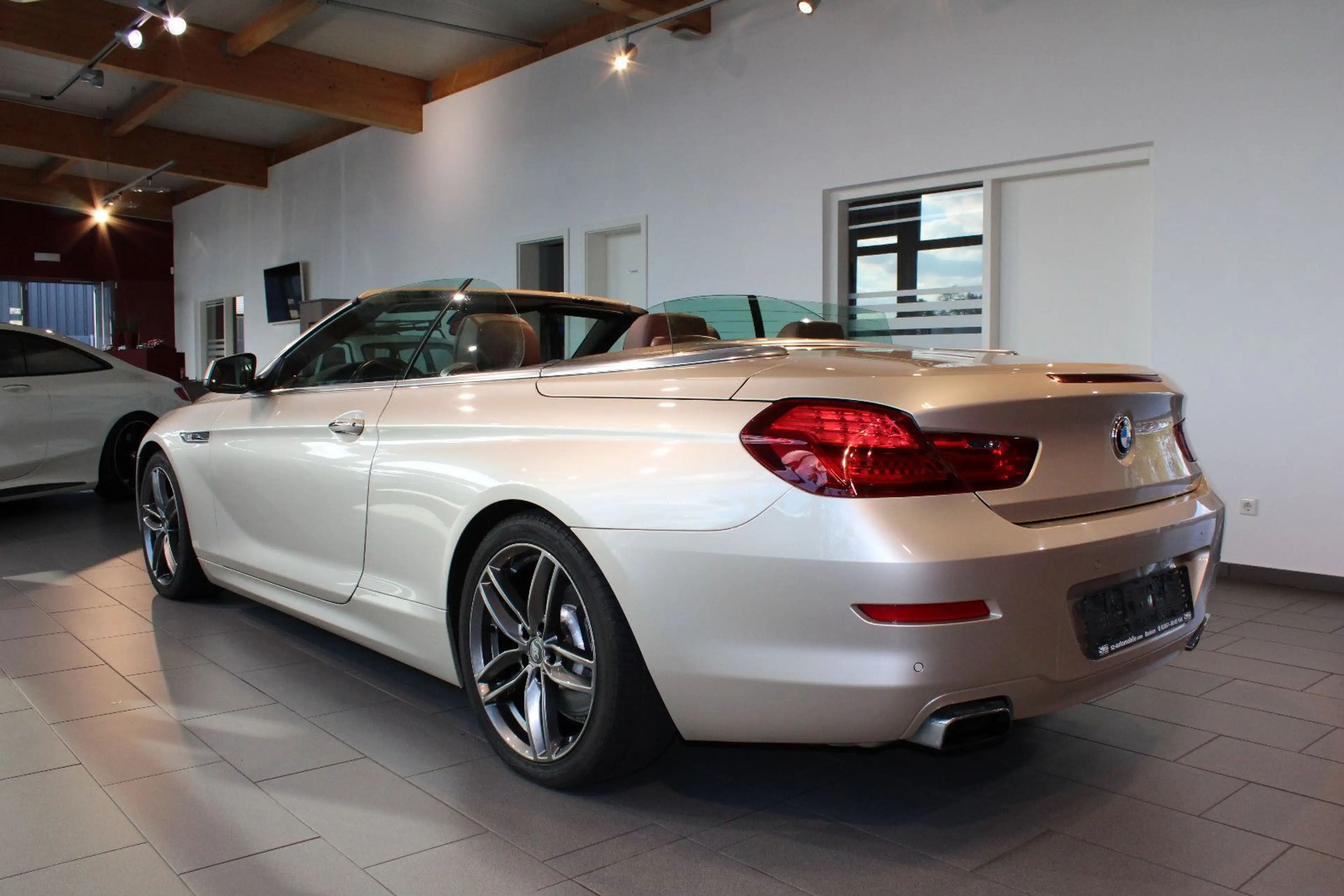 BMW 650 i Cabrio Head-Up Kamera PDC Leder Navi — photo 4