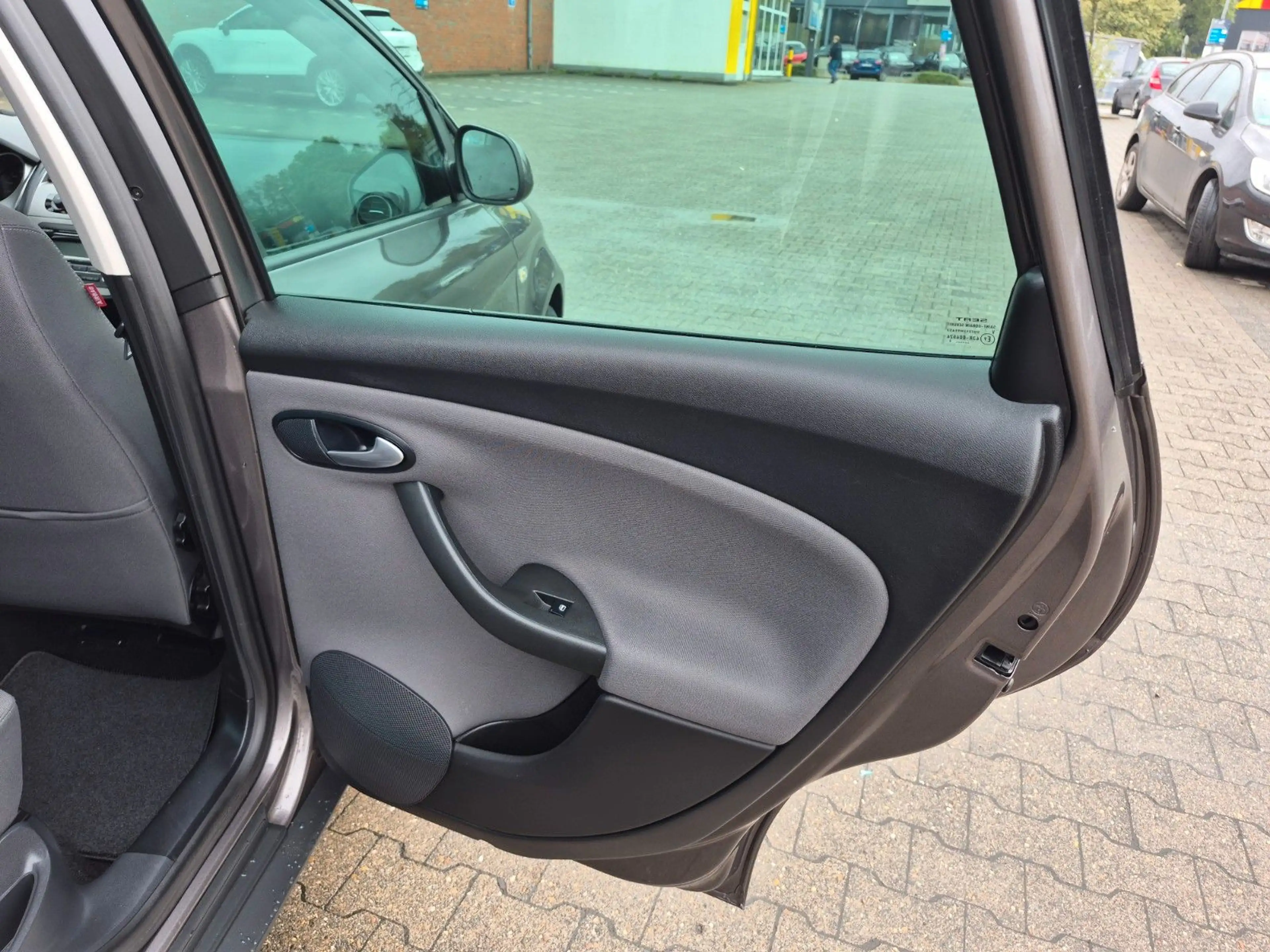 SEAT Altea 4You Klimaautomatik PDC Sitzheiz. Garantie — photo 14
