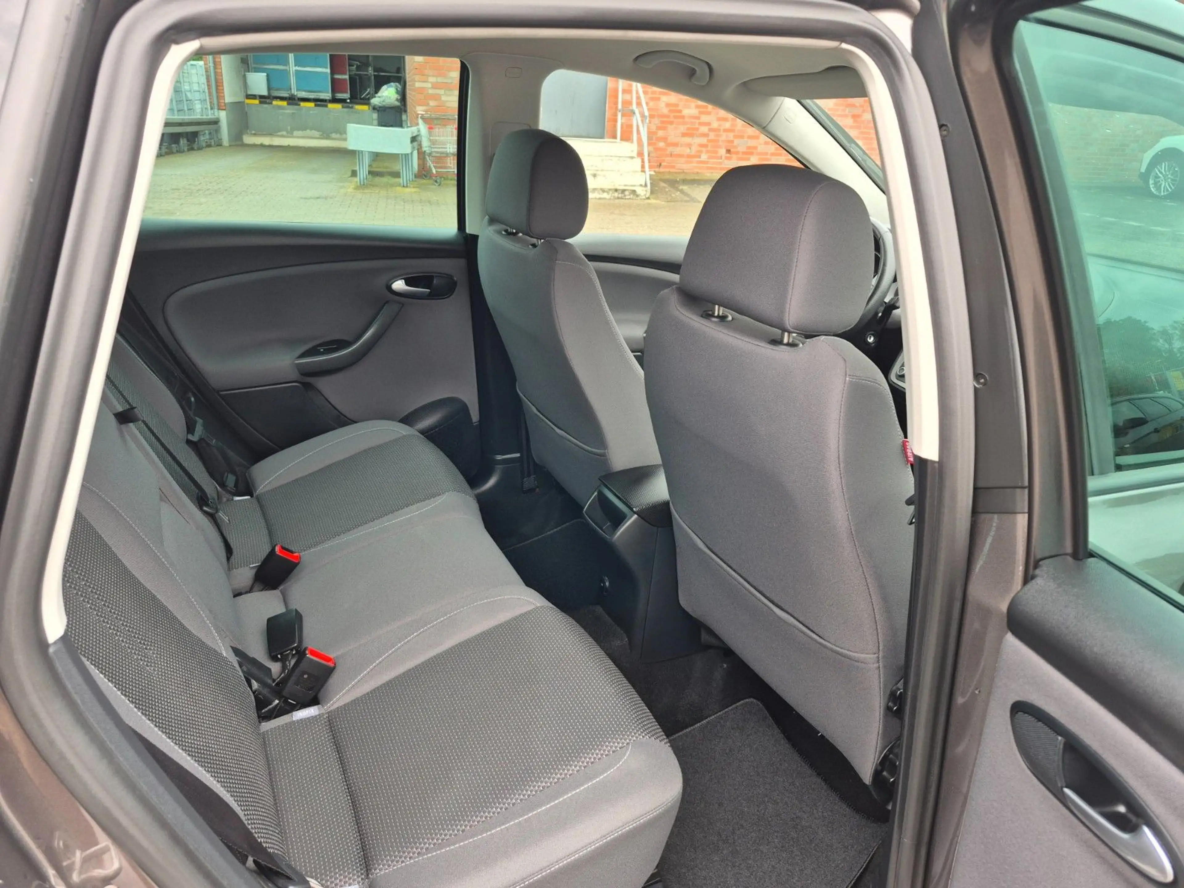 SEAT Altea 4You Klimaautomatik PDC Sitzheiz. Garantie — photo 15