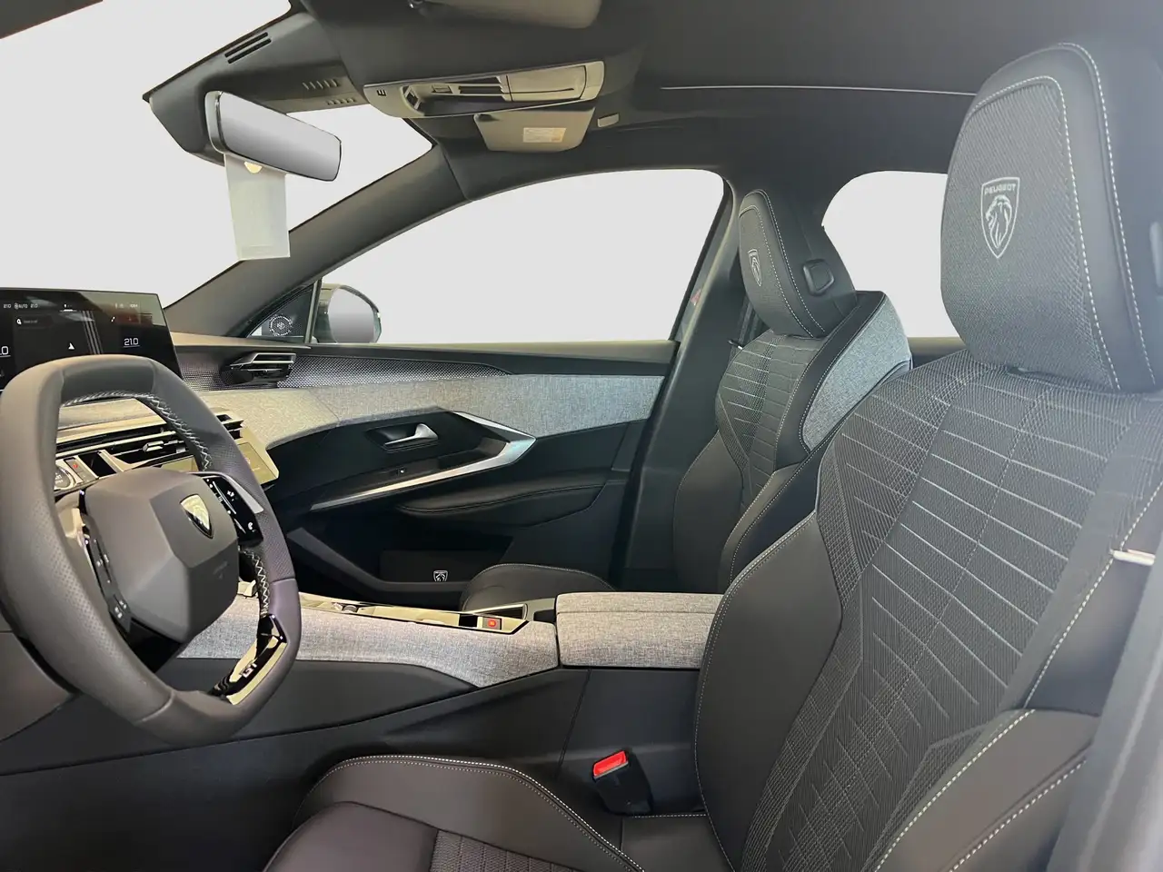 Peugeot 3008 Hybrid 145 e-DCS6 GT 9