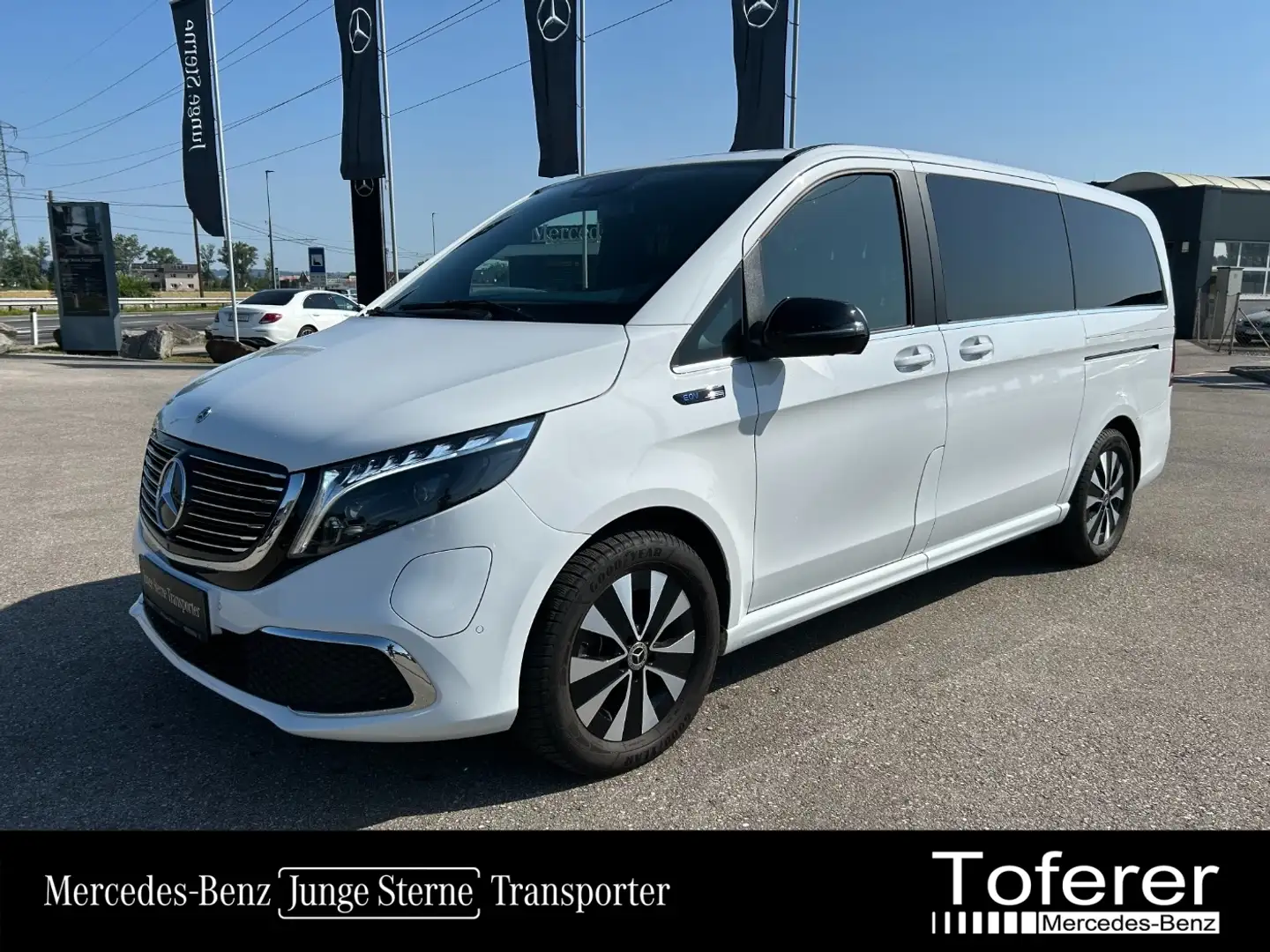 Mercedes-Benz EQV 300 AVANTGARDE Lang Navi Distr LED PTS Beyaz - 1