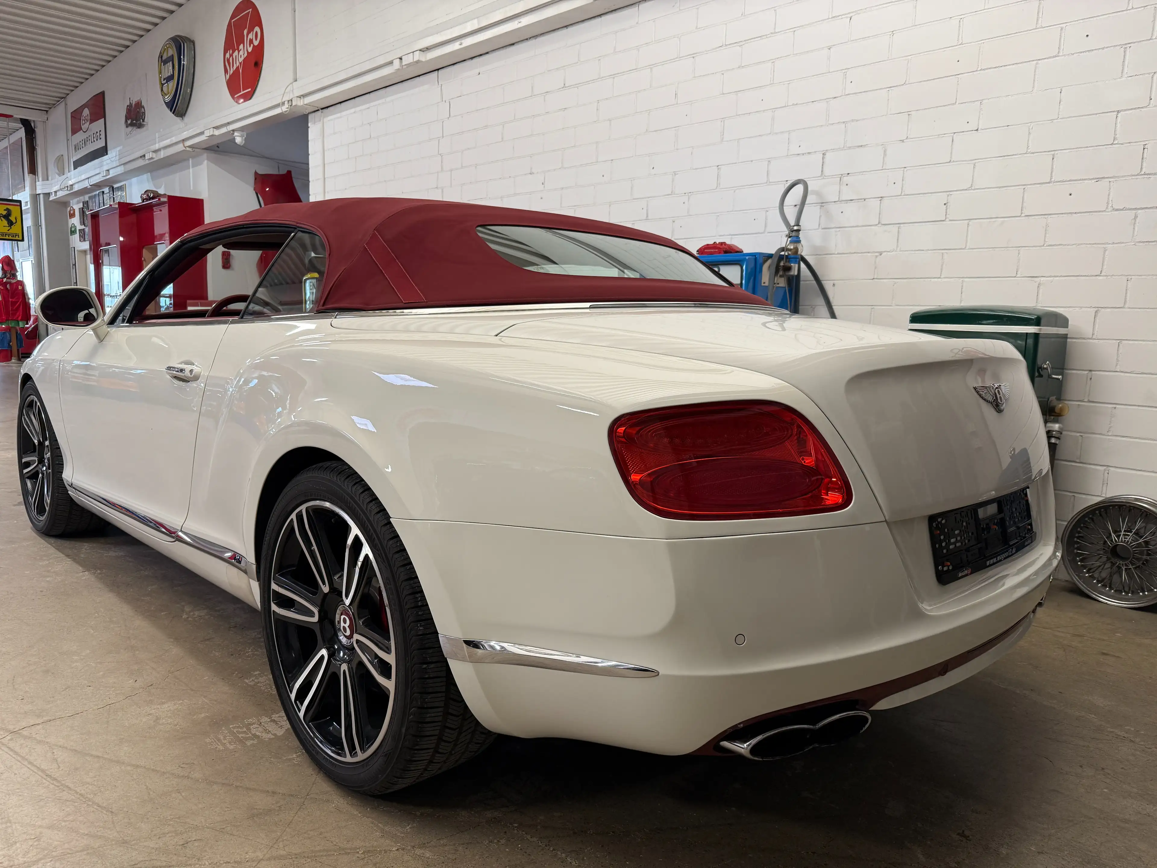 Bentley Continental GTC Continental GTC Mulliner — photo 6