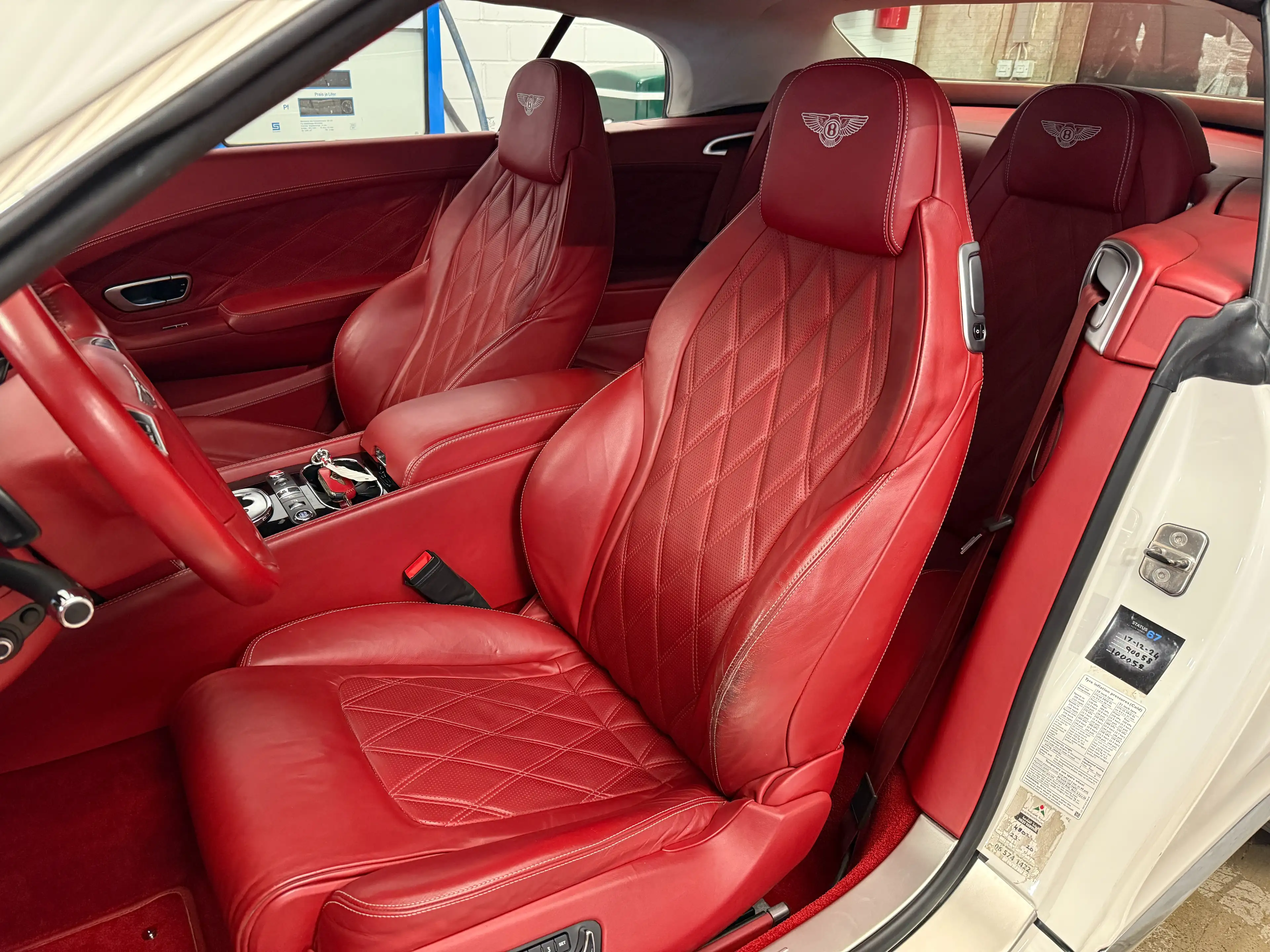 Bentley Continental GTC Continental GTC Mulliner — photo 12