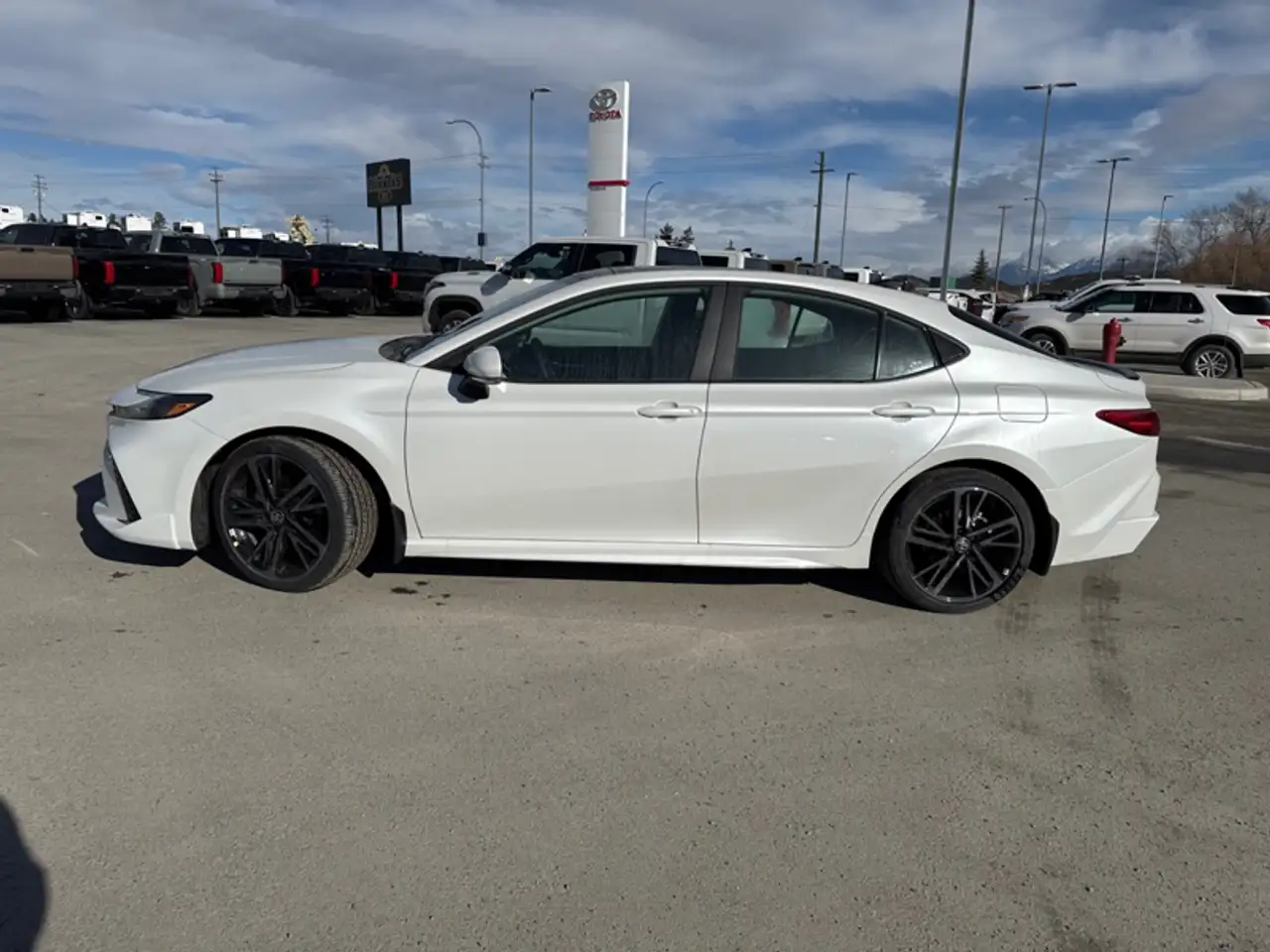 Toyota Camry снимка Toyota Camry