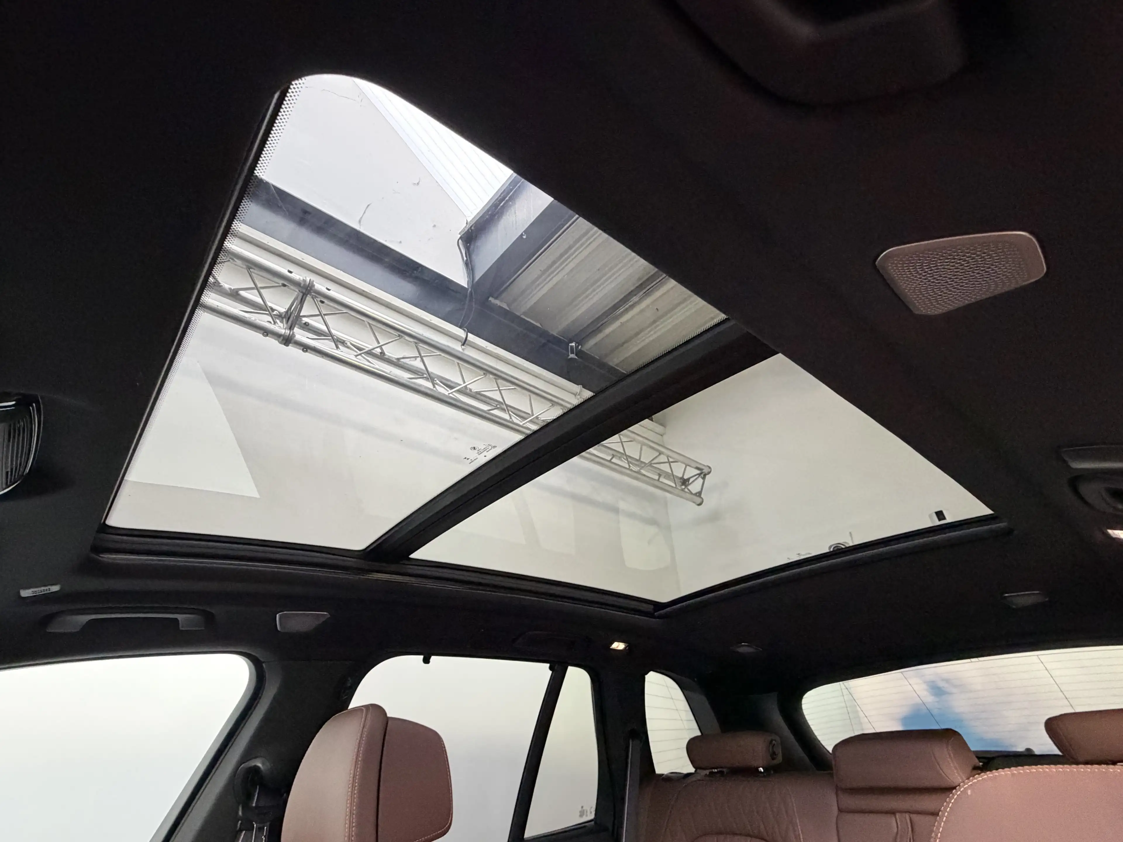BMW X5 xDrive50e M Sport Pro B&W AHK 22Zoll ACC Pano — photo 14