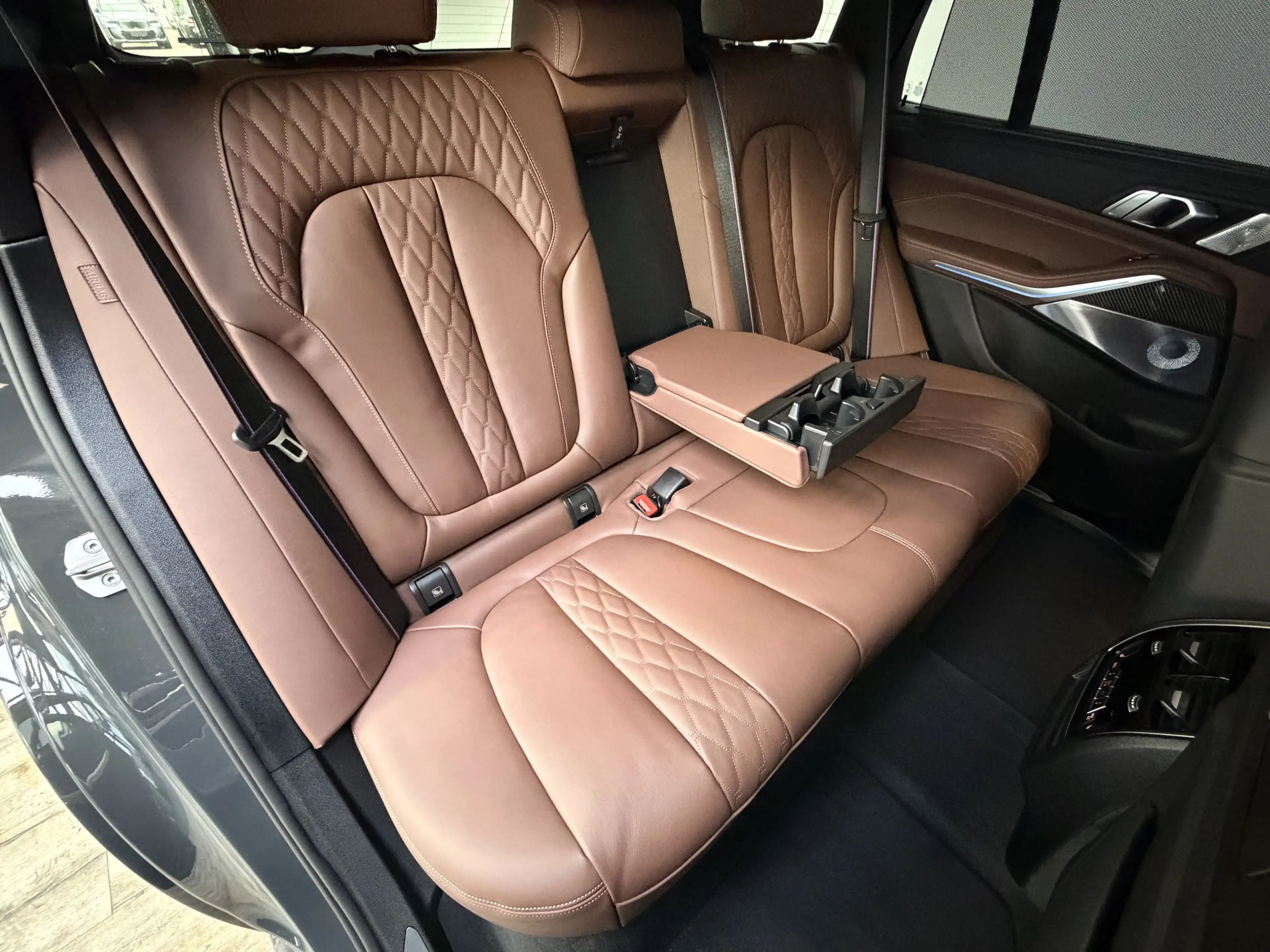 BMW X5 xDrive50e M Sport Pro B&W AHK 22Zoll ACC Pano — photo 28