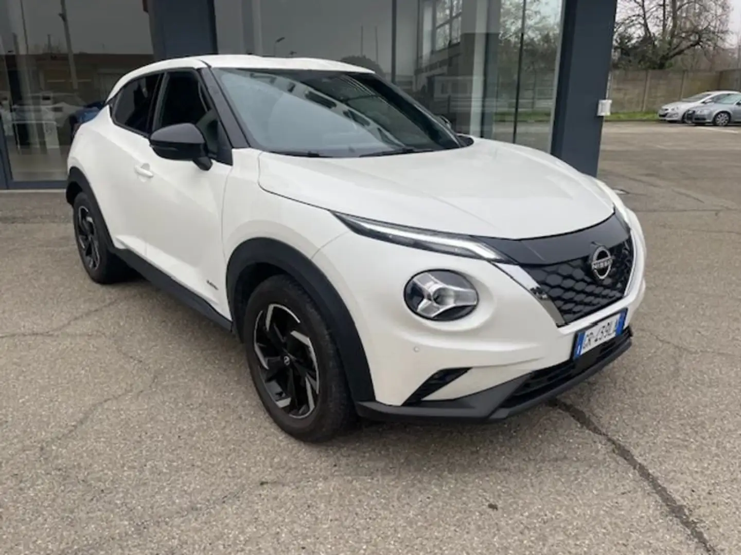 Nissan Juke 1.6 HEV N-Connecta Bianco - 2