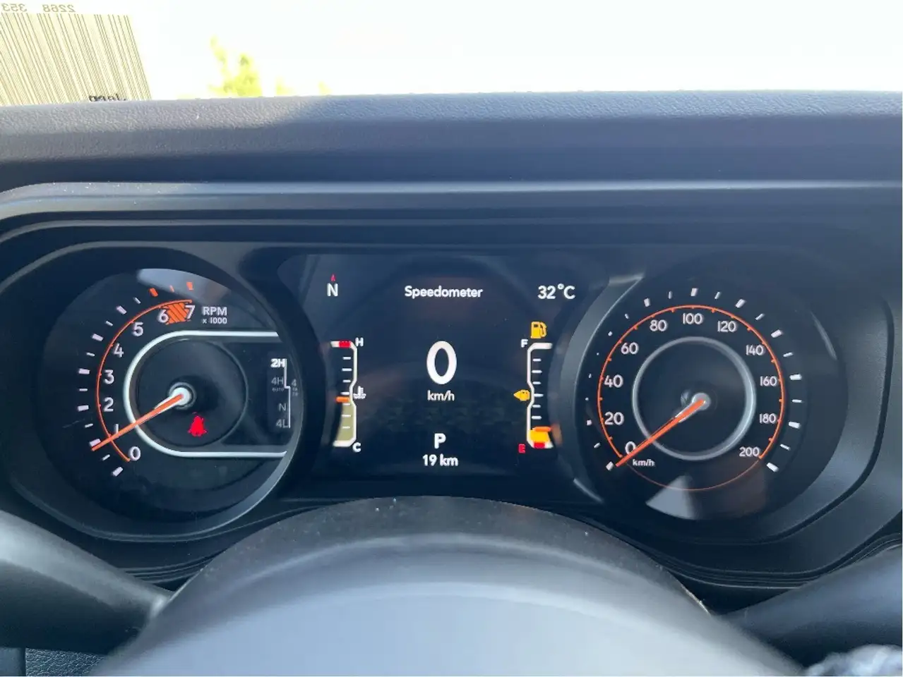 Jeep Wrangler снимка Jeep Wrangler
